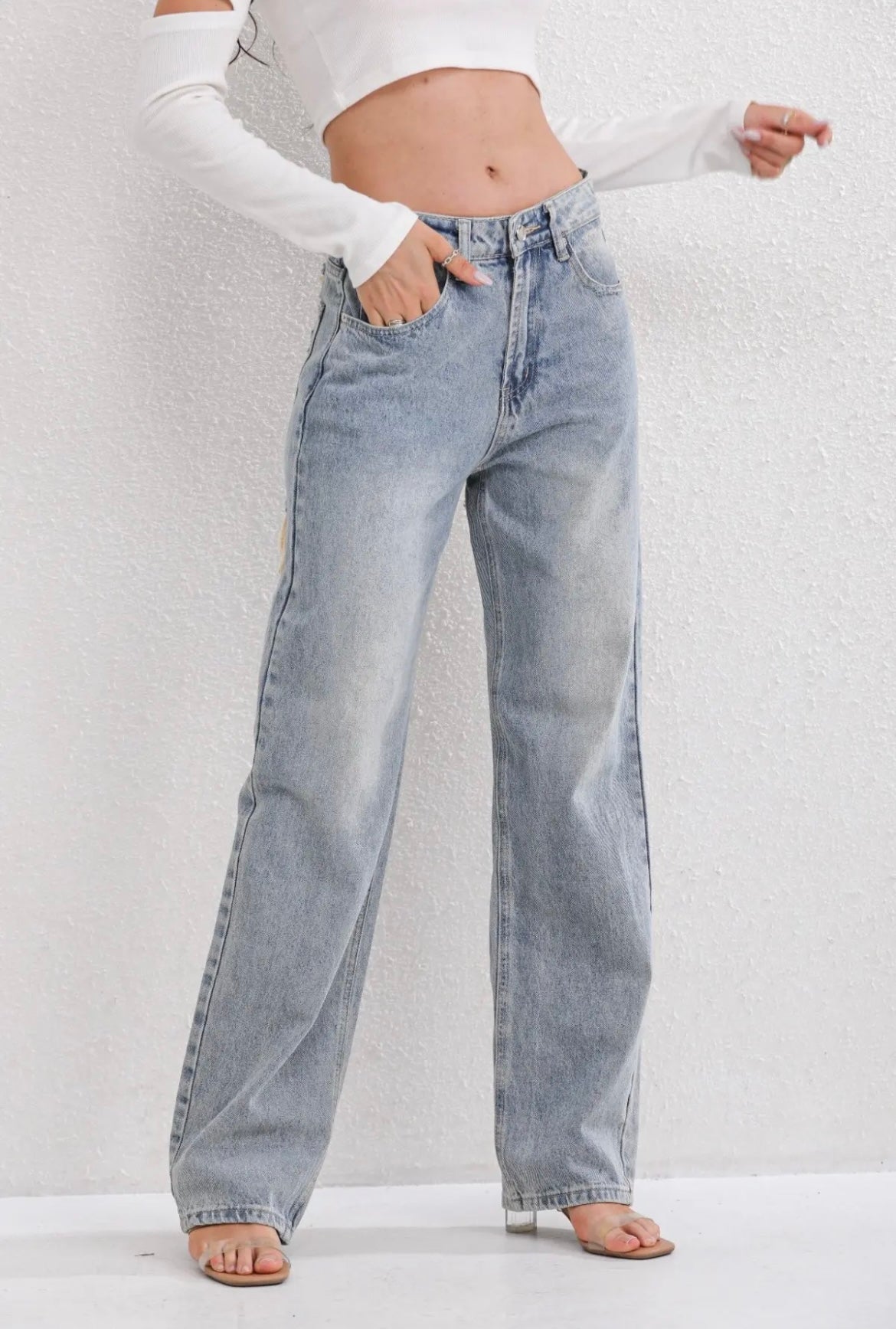 Women’s High Waisted Straight Leg Jeans – Relaxed Fit Denim Trousers